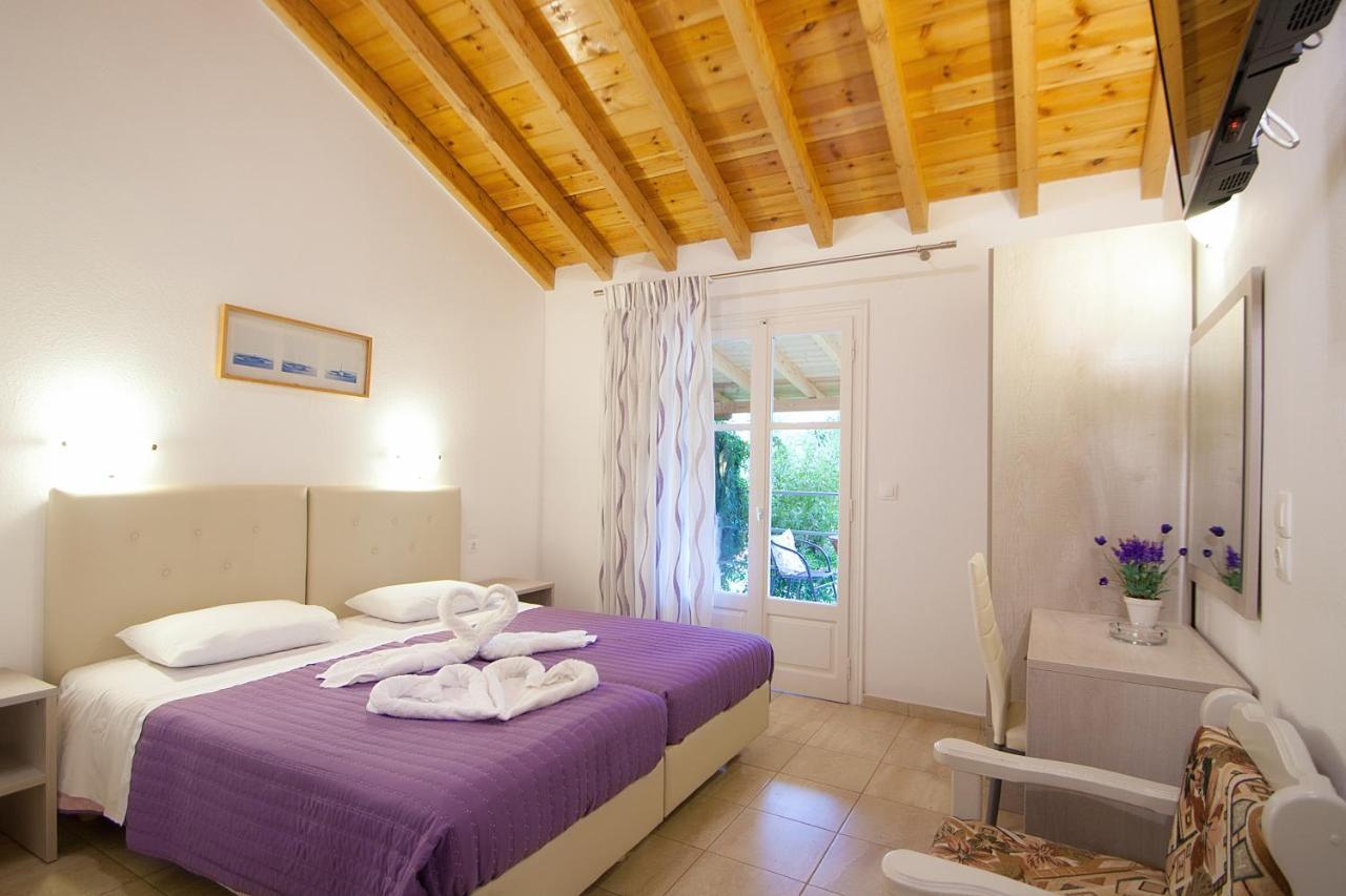 Voula Studios Koukounaries Extérieur photo